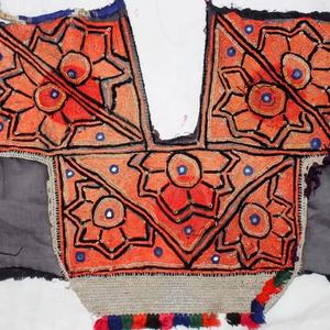 Banjara Vintage Neck Yoke Banjara Tissu Banjara Broderie Patch - Product Image 1