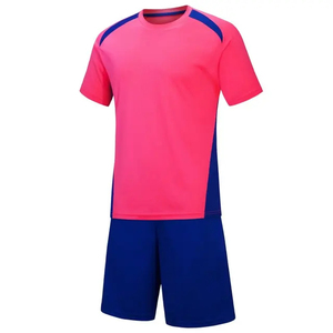 Maillot de sport personnalisé nouveaux modèles de maillots de football nouveaux modèles de vêtements d'équipe en polyester ensemble d'uniformes à sublimation abordable - Product Image 6