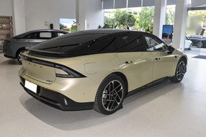 2024 cina lungo raggio 710KM lusso Xpeng <span class=keywords><strong>P7</strong></span> + auto elettriche per adulti auto sportive elettriche a carica rapida - Product Image 6