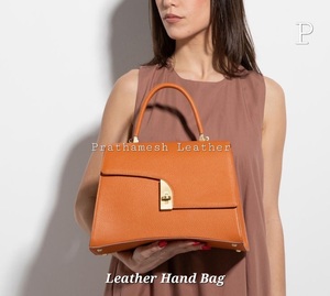 Sacs à main en cuir de luxe pour femmes - Design léger, durable et souple avec grande capacité pour un usage quotidien et les voyages, personnalisable - Product Image 2