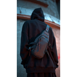 Bolsos de mensajero de cuero genuino Bolso de hombro de cuero para mujer Pecho Body Cross Sling Bags Unisex - Product Image 6