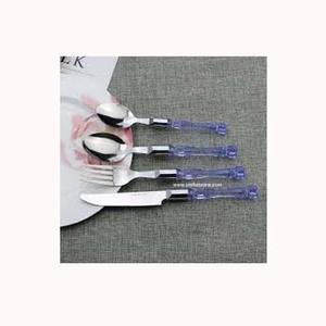 Brindille en métal or rose avec poignée en forme de fleur Trancheuse à fromage et épandeur de fromage en acier inoxydable plaqué argent de style moderne - Product Image 2