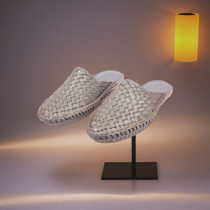 2025 <b>Men</b> Traditional Indian Ethnic Footwear Handmade Kolhapuri Leather <b>Sandals</b> Rustic Brown Cow Leather Upper Strip Decoration - Product Image 2