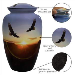 Urna de cremación humana personalizada Flying American Eagle con recuerdo y bolsa de terciopelo - Product Image 6