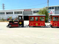 Train électrique sans rails en acier Maxi Plus 1 locomotive 3 wagons 9 places adultes Intérieur/Extérieur 500kg+ Utilisation en centre commercial, école CE