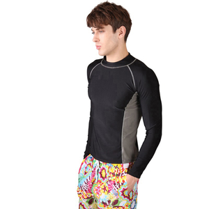 Nouveau T-shirt de bain à manches longues pour homme, de haute qualité, personnalisé, avec des caractéristiques imperméables et à séchage rapide en Spandex/Polyester - Product Image 3