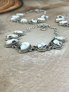 Collier en argent sterling fait à la main blanc Buffalo Turquoise bijoux en pierre naturelle audacieux - Product Image 2