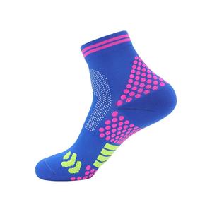 Serviette de sport professionnelle pour hommes Chaussettes de cyclisme à compression pour hommes Chaussettes de sport personnalisées pour hommes - Product Image 5
