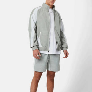 Conjuntos de pantalones cortos de dos piezas cortavientos para hombre de color personalizado de nailon Conjunto de pantalones cortos cortavientos hecho a medida con su propio logotipo Ropa para correr - Product Image 3