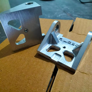 Servicios Profesionales de Mecanizado CNC, Electroerosión por Hilo para Mecanizado de Componentes Metálicos Industriales Personalizados - Alta Precisión y Resistencia - Product Image 1