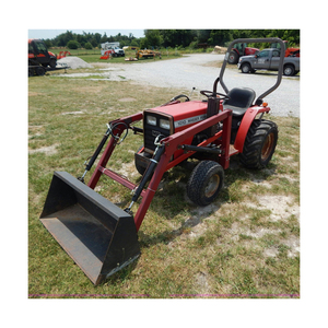 Tracteur diesel 4x4 Massey Ferguson 9500 70 CV à transmission par engrenages pour une productivité élevée du moteur, idéal pour le labour, le semis et la récolte - Product Image 3