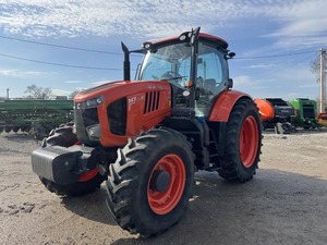 Tractor Kubota M7-132 DELUXE en Venta, Equipo Agrícola de Alto Rendimiento para Trabajo Agrícola con Fácil Mantenimiento y Larga Vida Útil - Product Image 2