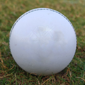Pelota de Cricket de Alta Durabilidad, Superficie Lisa, Núcleo Resistente, Ideal para Prácticas, Partidos y Desarrollo de Habilidades - Product Image 5