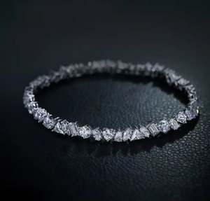 Bracelet tennis délicat en diamant de laboratoire en argent sterling pour bracelets et joncs élégants certifiés - Product Image 2