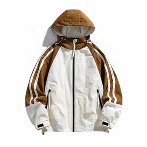 Veste coupe-vent en tissu froissé à séchage rapide personnalisée pour homme manteau anorak de rue surdimensionné pour l'été imperméable pour le golf d'événement musical - Product Image 1