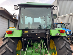 Tractor agrícola JD usado en venta | Tractor Agrícola Utilitario John Deere 3050 de 90HP, 4WD, Fabricado en Alemania, Diésel de 6 Cilindros, en Venta - Product Image 4