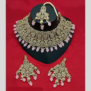 Conjunto de collar de Gargantilla chapado en oro clásico adornado con piedras y cuentas austriacas perfectas para ocasiones étnicas - Product Image 2