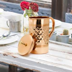 Vasos de cobre hechos a mano, jarras de 1,5 litros, jarras de agua beneficiosas Ayurveda con asas fáciles de llevar a la venta - Product Image 2