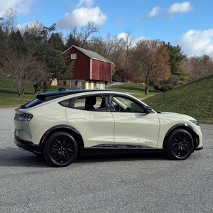 Ford Mustang Mach-E GT AWD Altamente Promocionalizable - Product Image 2