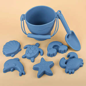 Jeux de plage en plastique pour enfants, jouets de plage d'été emballés dans un sac en filet pour enfants - Product Image 6