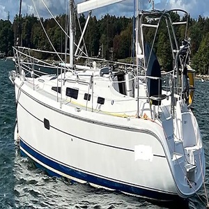 Bateaux Hunter 356 durables de 2003 proposés à bas prix - Product Image 1