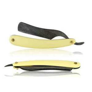 Navaja de Afeitar Profesional Hecha a Mano de Acero de Damasco con Mango de Plástico, Herramienta de Aseo Masculino de Alta Calidad para Salón - Product Image 1