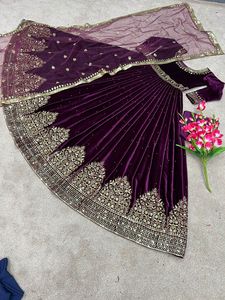 Vestido Anarkali de diseñador recién lanzado con bordado Viscos vestido de novia para fiesta a precio asequible - Product Image 4