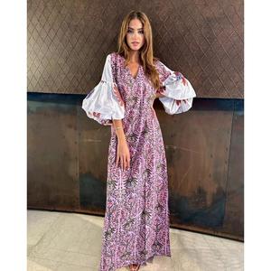 Vente en gros Date multicolore Brodé Bohème Maxi Robe pour Femmes Élégante Décontractée Sans Manches Robe Dentelle Décoration Taille 4XL - Product Image 4