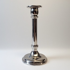 Portavelas de Navidad de latón rústico diseñado con superficie antigua, perfecto para la decoración de vacaciones de temporada inspirada en el patrimonio - Product Image 4