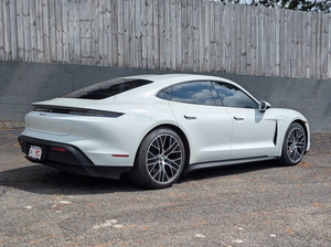 Voiture électrique 2022, berline sportive, double propulsion arrière, EV, 250 kW de puissance, batterie lithium-ion 90-110 kWh, NEDC 601-700 km, cuir américain - Product Image 4