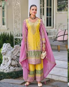 Traje Sharara de Diseño Moderno con Bordado Pesado de Lentejuelas y Georgette Sintética para Fiestas y Festivales para Mujer por Fab Zone - Product Image 3