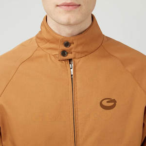 Venta al por mayor de chaqueta con logotipo personalizado chaqueta transpirable para uso en exteriores - Product Image 3