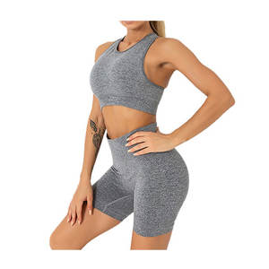 Ensemble d'entraînement en coton pour femmes à séchage rapide au-dessus du genou Vêtements de sport sans couture-Short de yoga en deux pièces Soutien-gorge Bouton Décoration Motif solide - Product Image 6