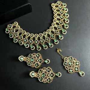 2025 spot mode nouveaux bijoux mariage dîner collier en forme de coeur plusieurs couleurs cristal artificiel boucles d'oreilles et collier ensemble - Product Image 5