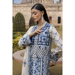 ชุดสูทผ้าลอนปักลายสำหรับผู้หญิง 3 ชิ้น พร้อมขอบลาย CL-52450 - Product Image 6