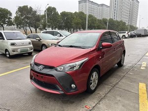 Toyota Yaris 2022 Usado en Buen Estado, Listo para Enviar - Product Image 4