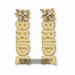 Boucles d'oreilles pendantes rondes faites à la main en alliage plaqué or avec perles, bijoux de déclaration pour mariée, idéales pour un anniversaire - Product Image 3