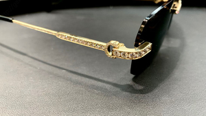 Lunettes de soleil de luxe pour hommes et femmes, monture en or avec diamants noirs, verres entièrement ornés, lunettes de mode, distribution en gros, stock disponible - Product Image 5