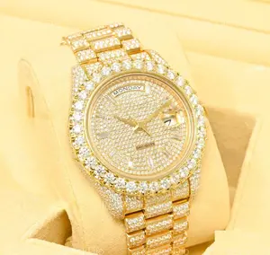 Nuovo orologio da polso di lusso per gli uomini, Bling Watch Collection Moissanite VVS orologio di qualità vetro bianco acciaio inossidabile rotondo analogico