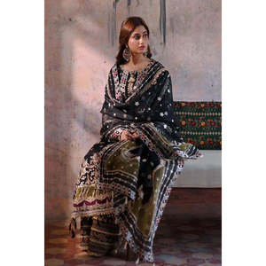 ชุดสูทผู้หญิงปักลายหรูหรา Sahiba by Qalamkar รุ่น '24 Mahenoor QLM23SB-TC-898 สำหรับงานแต่งงาน - Product Image 4