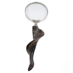 Loupe à main en corne de mouton, fabriquée à la main pour une lecture de précision et un style vintage classique, de haute qualité - Product Image 3