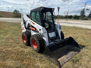 Nuevo para la Minicargadora T76, Motor de Gasolina de 80 HP, Bomba Kawasaki, Sistema Totalmente Hidráulico, Cucharón de 0.4 CBM - Product Image 3