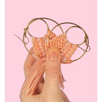 Vente en gros de boucles d'oreilles classiques en macramé faites à la main, longues, avec plumes, pour la décoration de la maison, décoration murale, design traditionnel, Noël