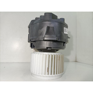 MOTOR DE VENTILACIÓN DEL COMPARTIMENTO DE PASAJEROS RENAULT Captur Serie 5930EQ/MR116244 H4D480 bifuel/gas 999 (19>) - Product Image 1
