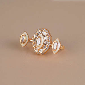 Dernière bague Kundan Meenakari faite à la main pour dames plaqué or haute qualité d'exportation bagues de mode - Product Image 3