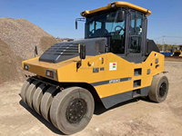 Compacteur pneumatique de grande capacité XP303 30t |   Équipement de construction routière pour les projets municipaux, portuaires et de barrages