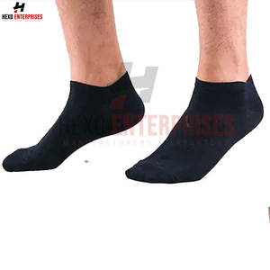 Nouvel arrivage de chaussettes courtes en coton de haute qualité pour homme Chaussettes courtes respirantes pour homme et bateau Chaussettes courtes confortables et décontractées - Product Image 2