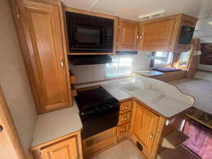 Usado 2002 Adv-ent-urer 10 C LHD - Product Image 2