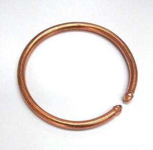 Bracelets tendance en cuivre vintage pour hommes et femmes Bracelets de bijoux personnalisés en forme d'étoile dans différents styles disponibles - Product Image 5