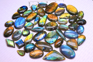 Meilleure qualité Labradorite en vrac au prix de gros Cabochon Labradorite bleue Multi Flashy Labradorite pierre précieuse pour bijoux - Product Image 2